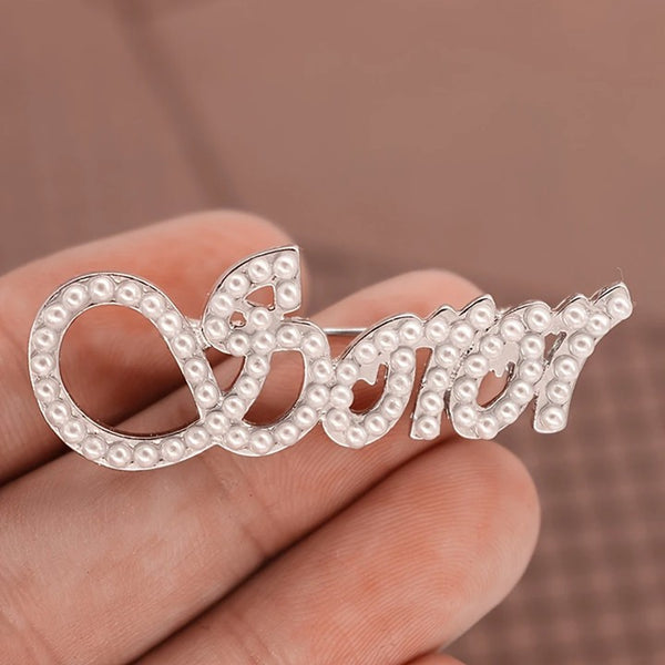 Stick Out Like a SOROR Thumb Brooch Accessories__White