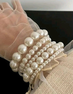The Queen's Stack Bracelet__White