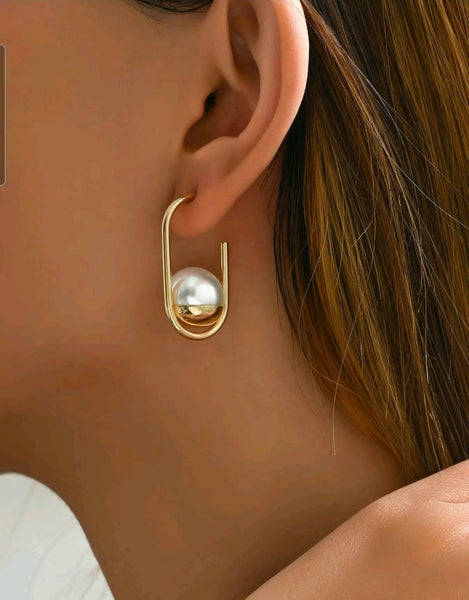 A Beacon Of Hope Earrings__Gold