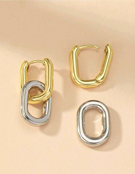 We Should LINK Up Earrings__Multi