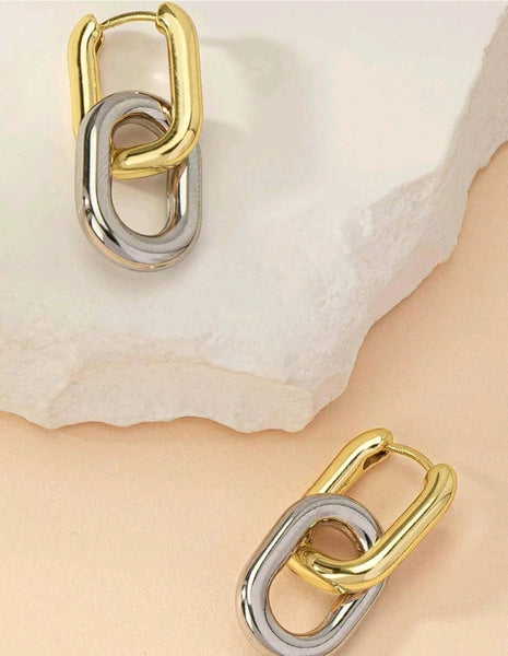 We Should LINK Up Earrings__Multi