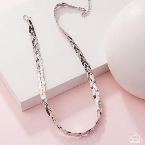 Bewildering Braid Necklace__Silver