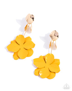 Malibu Moderato Earrings__Gold__Yellow