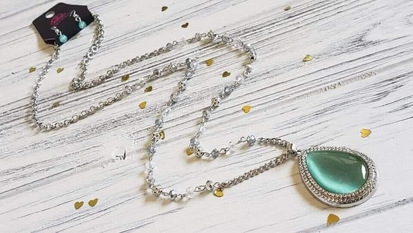 Fashion Flaunt Necklace__Green