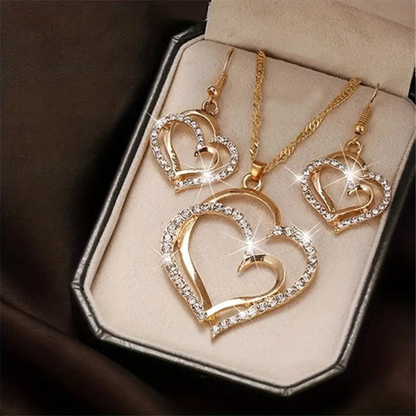 Cupid's Heart Necklace__Gold
