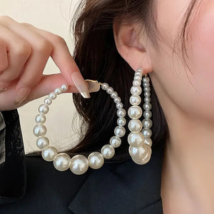 What In The PEARL Earrings__White