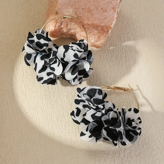 LEOPARDS And Bounds Earrings__Black