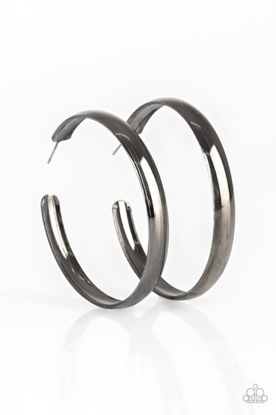 A Double Feature Earrings__Black