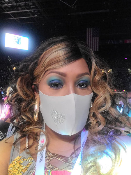 Check Out These Curves Earrings__Gold