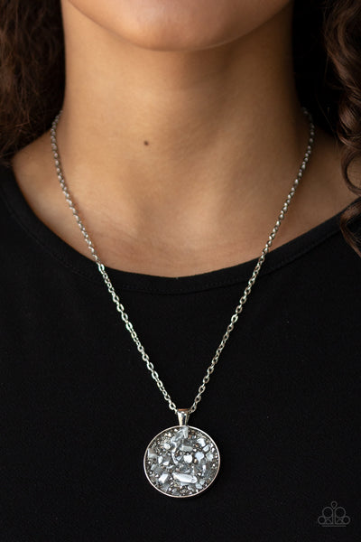 Glam Crush Monday Necklace__Silver