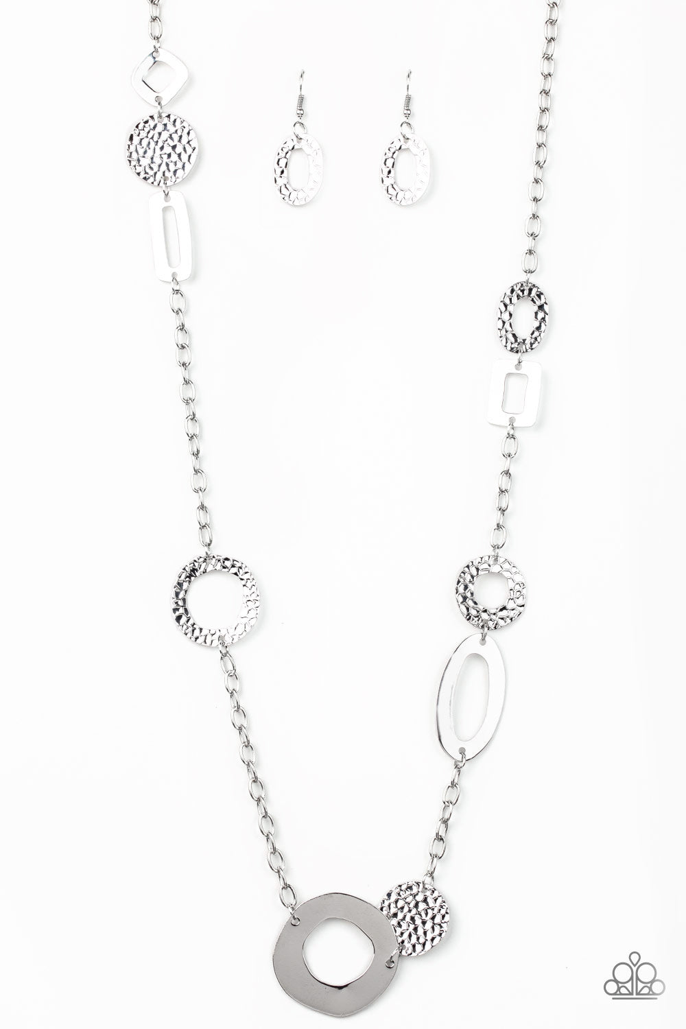 Metro Scene Necklace__Silver