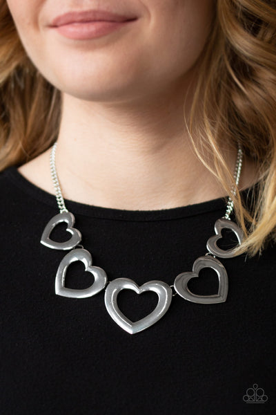Hearty Hearts Necklace__Silver