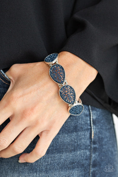 Heirloom Hunter Bracelet__Blue