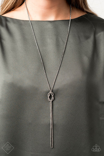 Knockout Knot Necklace__Black