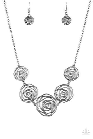 Rosy Rosette Necklace__Black