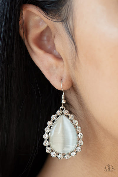 Teardrop Trendsetter Earrings__White