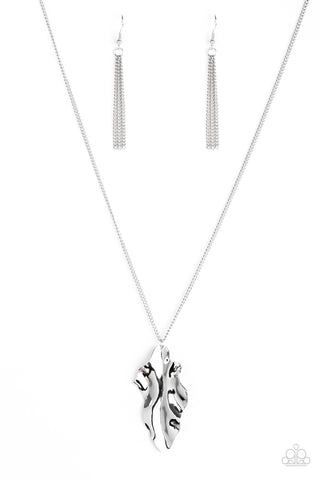 Fiercely Fall Necklace__Silver