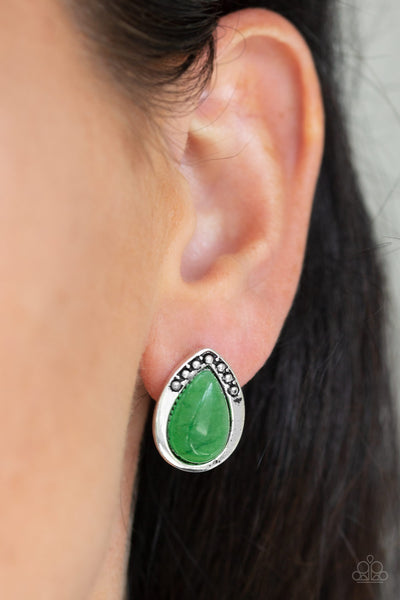 Stone Spectacular Earrings__Green
