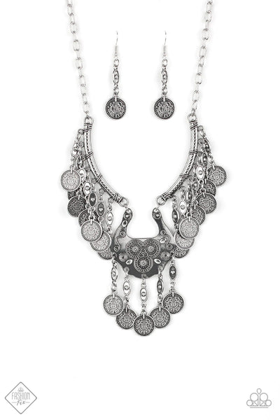 Treasure Temptress Necklace__Silver
