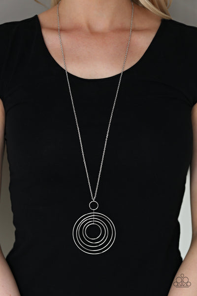 Running Circles In My Mind Necklace__Silver