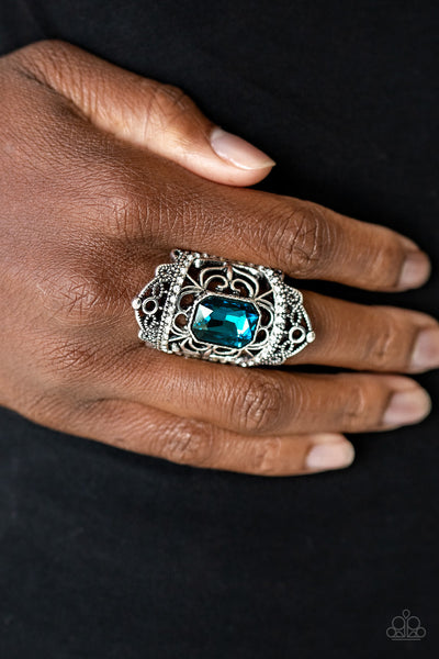 Undefinable Dazzle Ring__Blue