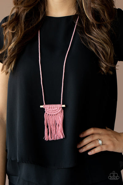 Between You and MACRAME Necklace__Pink