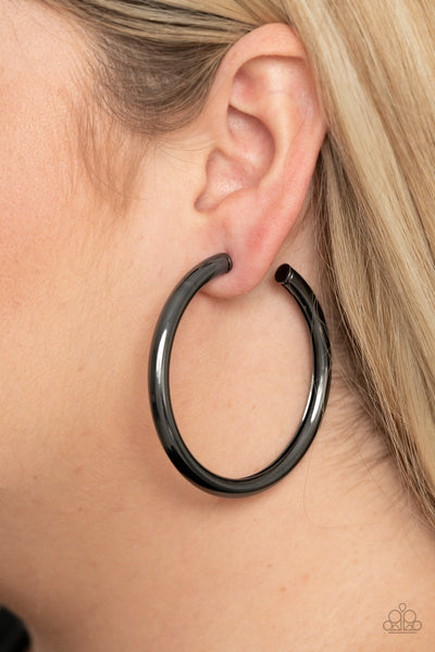 Curve Ball Earrings__Black