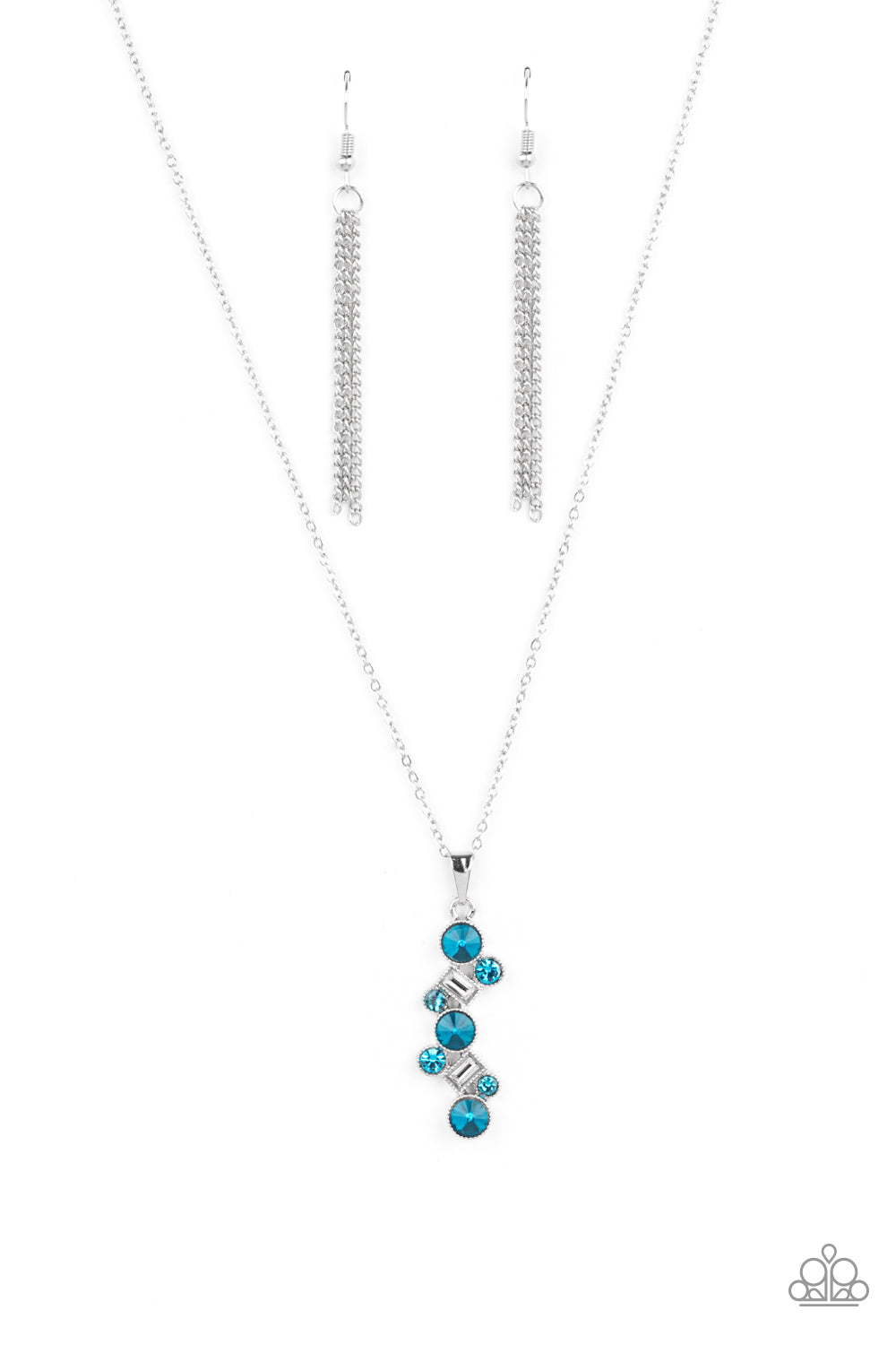Classically Clustered Necklace__Blue