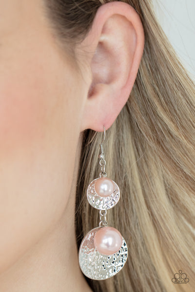 Pearl Dive Earrings__Pink