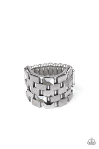 Checkered Couture Ring__Silver
