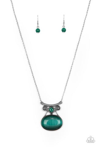 One DAYDREAM At A Time Necklace__Green