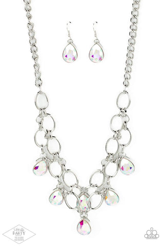 SHOW-STOPPING SHIMMER NECKLACE__MULTI