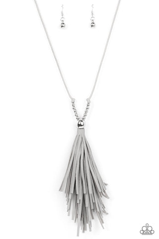 A Clean Sweep Necklace__Silver