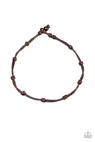 In Or Scout Necklace__Urban__Brown