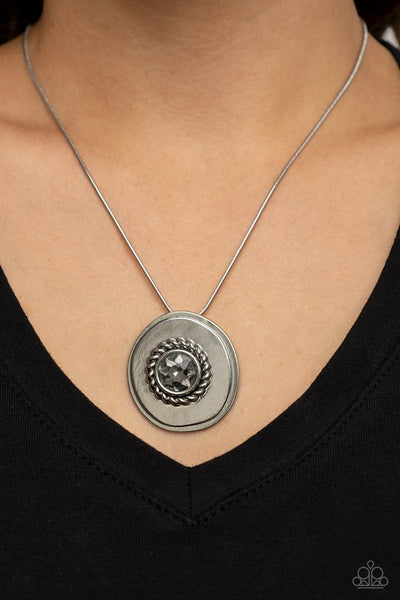 Make Me a MEDALLION-aire Necklace__Silver