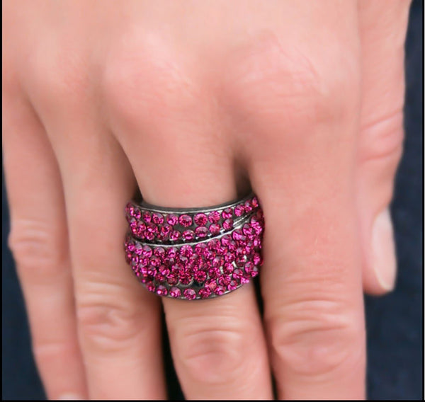 The Millionaire's Club Ring__Blockbuster__PINK